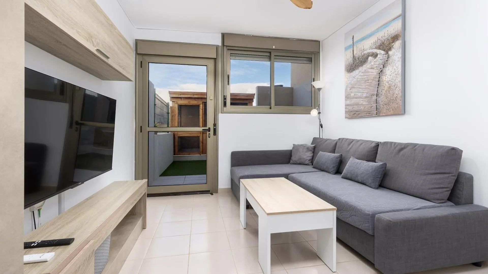 Home2Book Chill Terrace Stay In Costa Antigua